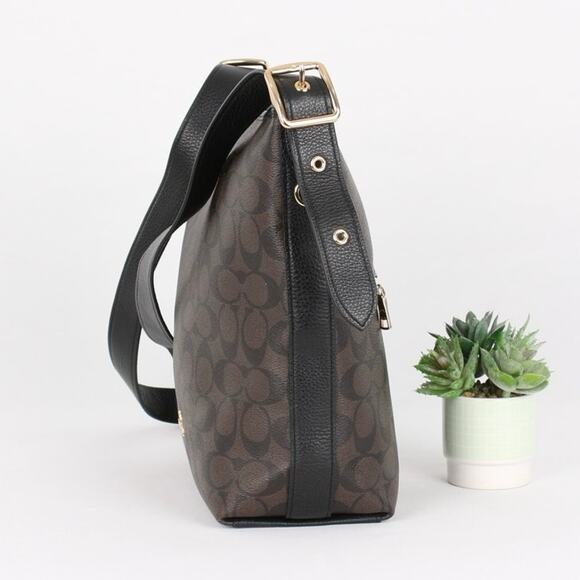 Coach Val Duffle Bag In Signature Canvas - Picture 3 of 8